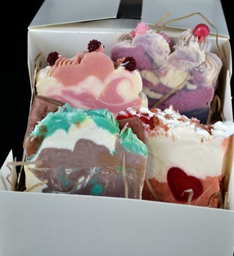 Pick and Mix Soap and Bath Bomb Gift Box 4 for £17 in a Gift Box including UK postage